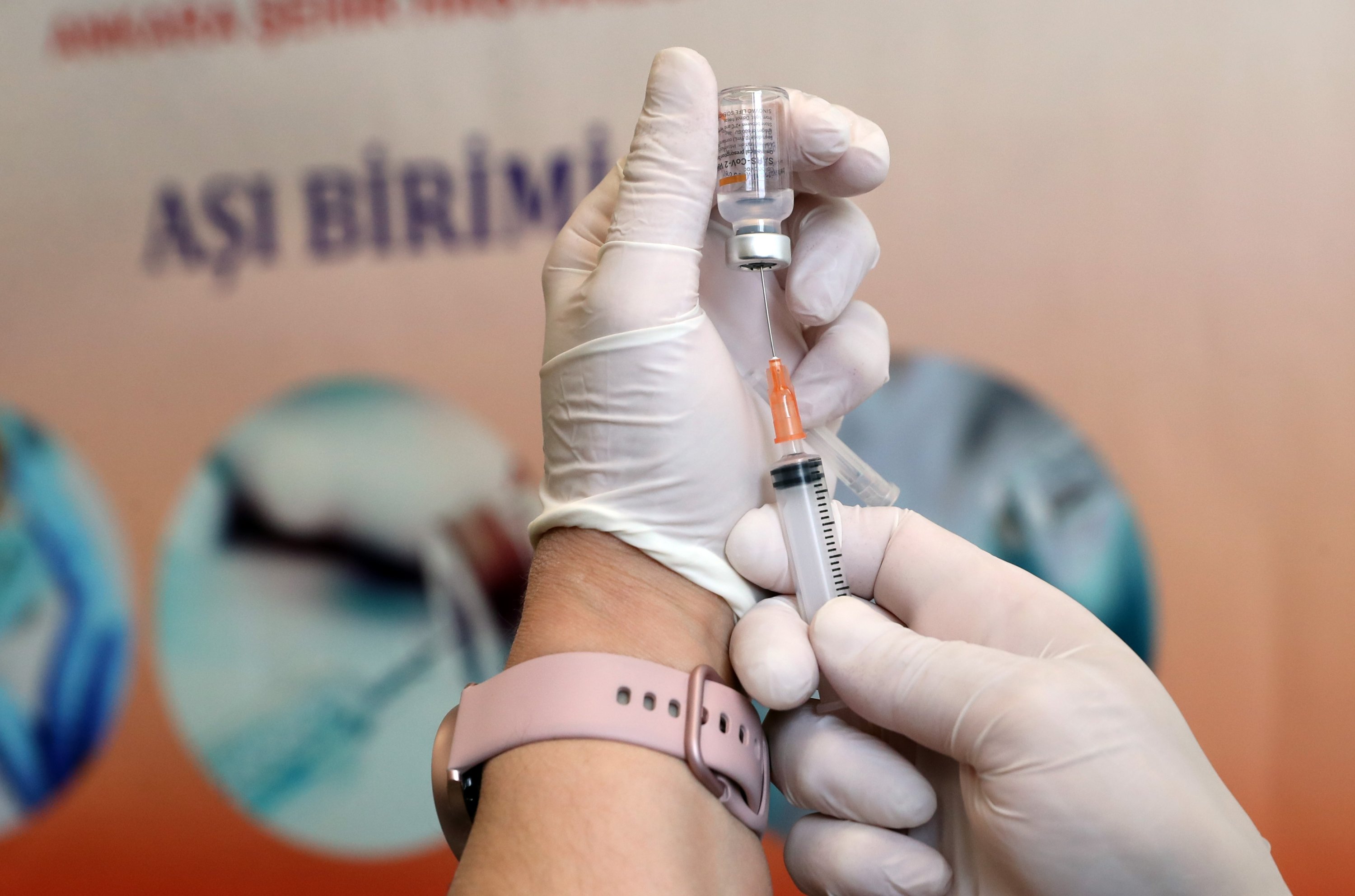 2. batch med kinesisk fremstillede COVID-19-vacciner ankommer til Tyrkiet 2. batch med kinesisk fremstillede COVID-19-vacciner ankommer til Tyrkiet